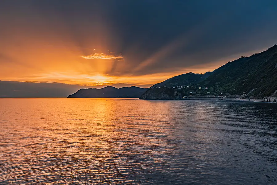 Sonnenuntergang über Corniglia