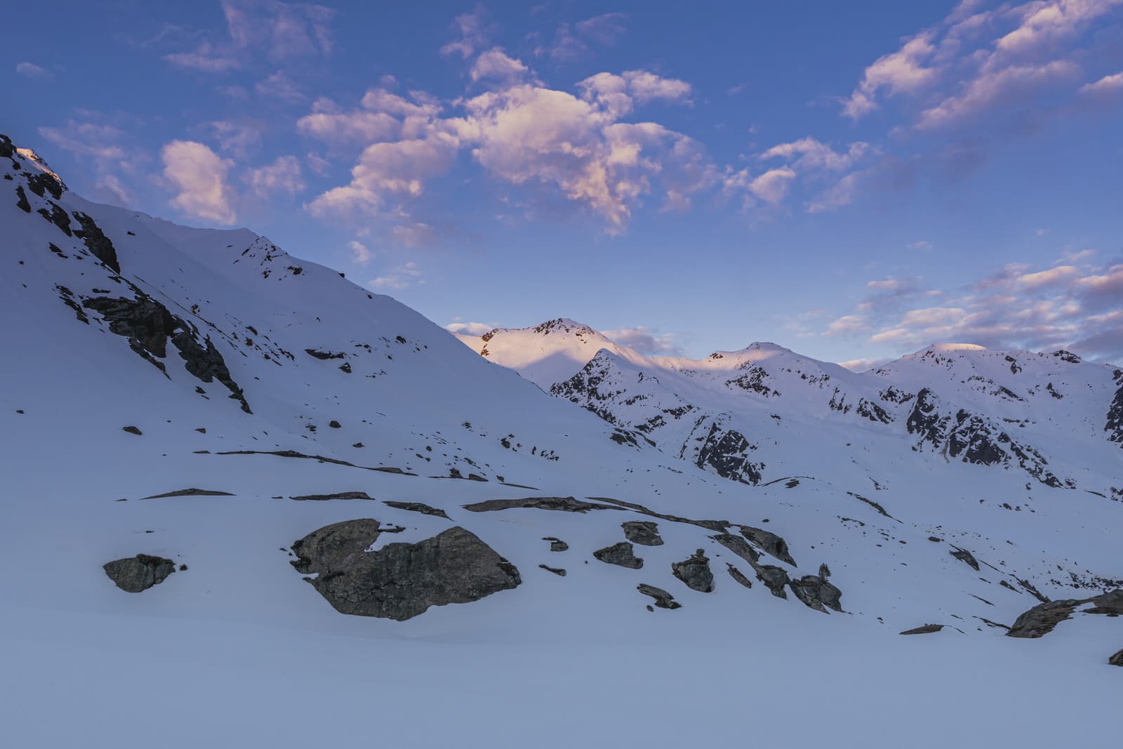 Skitour Weisskugel - rosa Wolken