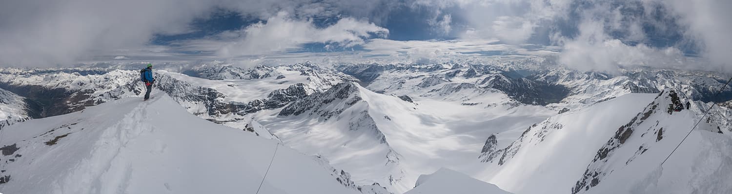 Skitour Weisskugel - Gipfelpanorama