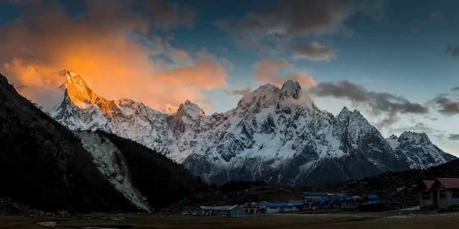 Manaslu Circuit Trek - Bimthang Sundown