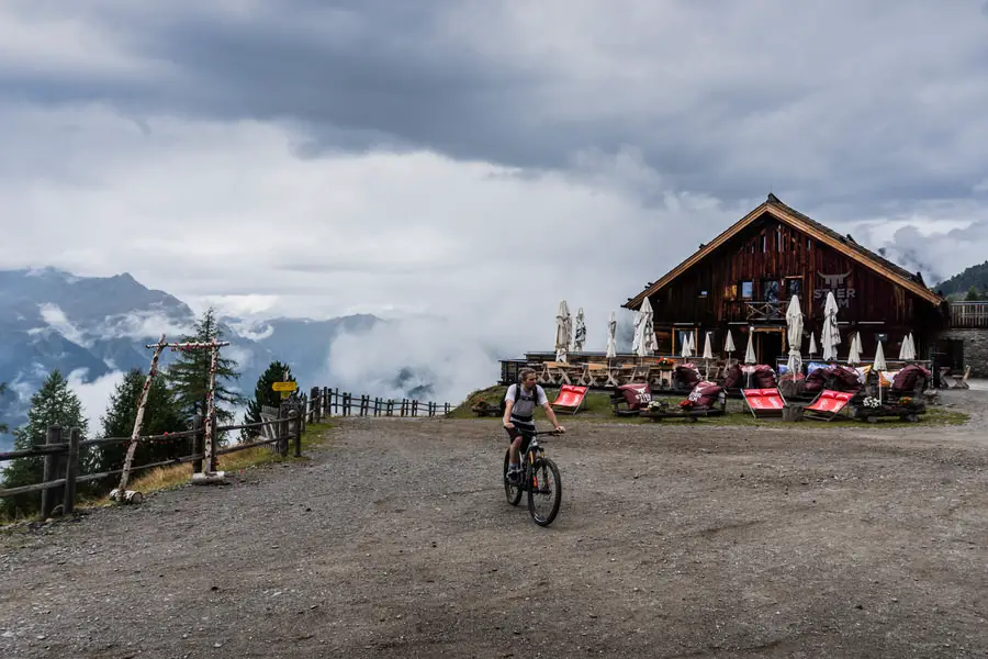 Enduro Trans Alp Mtb - Aufwärmen