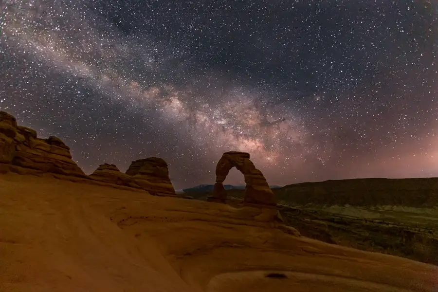 arches nationalpark - delicate arch Milchstrasse