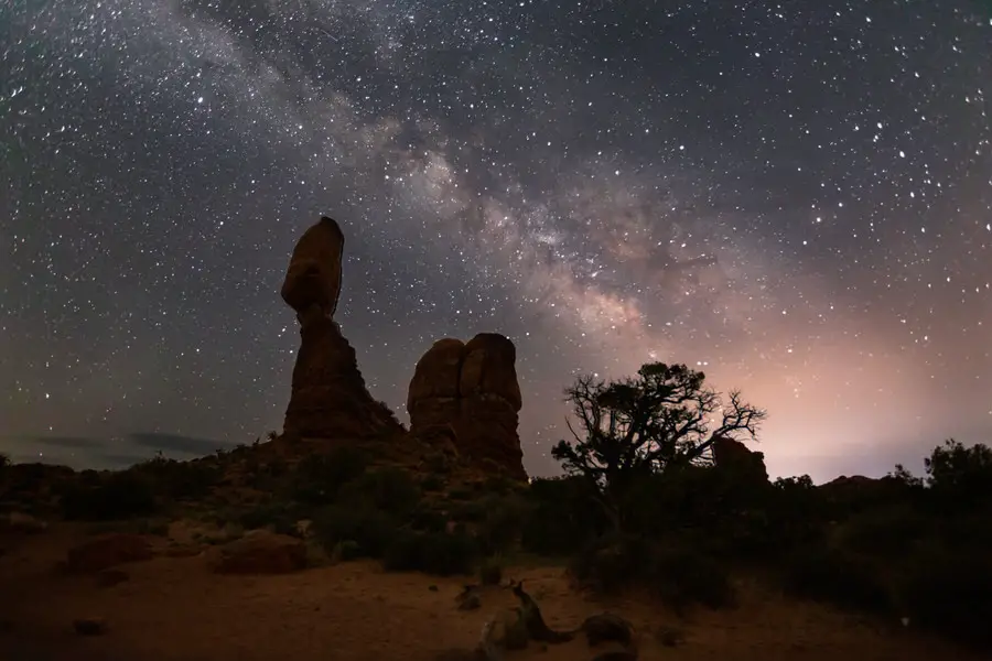 Arches National Park Utah - Balanced Rock und Milkyway